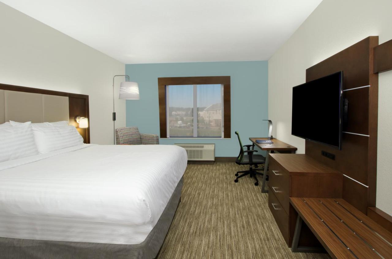 Holiday Inn Express & Suites Columbus North By Ihg Exterior foto